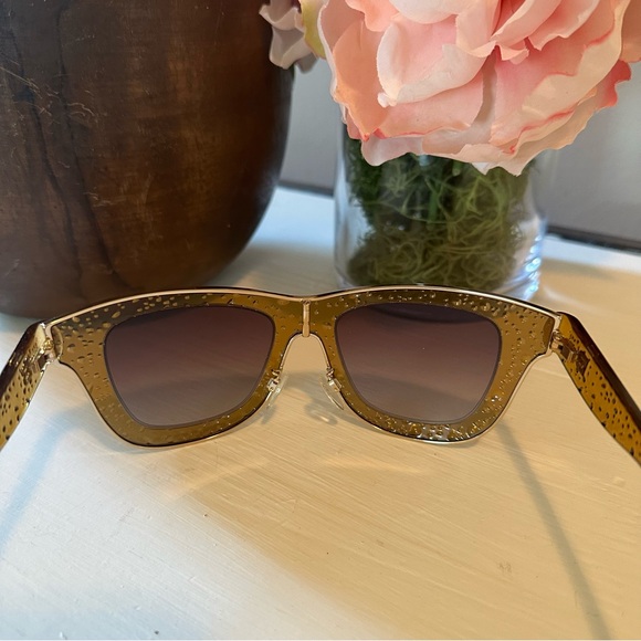 Authentic Designer Balenciaga Sunglasses - Picture 7 of 10